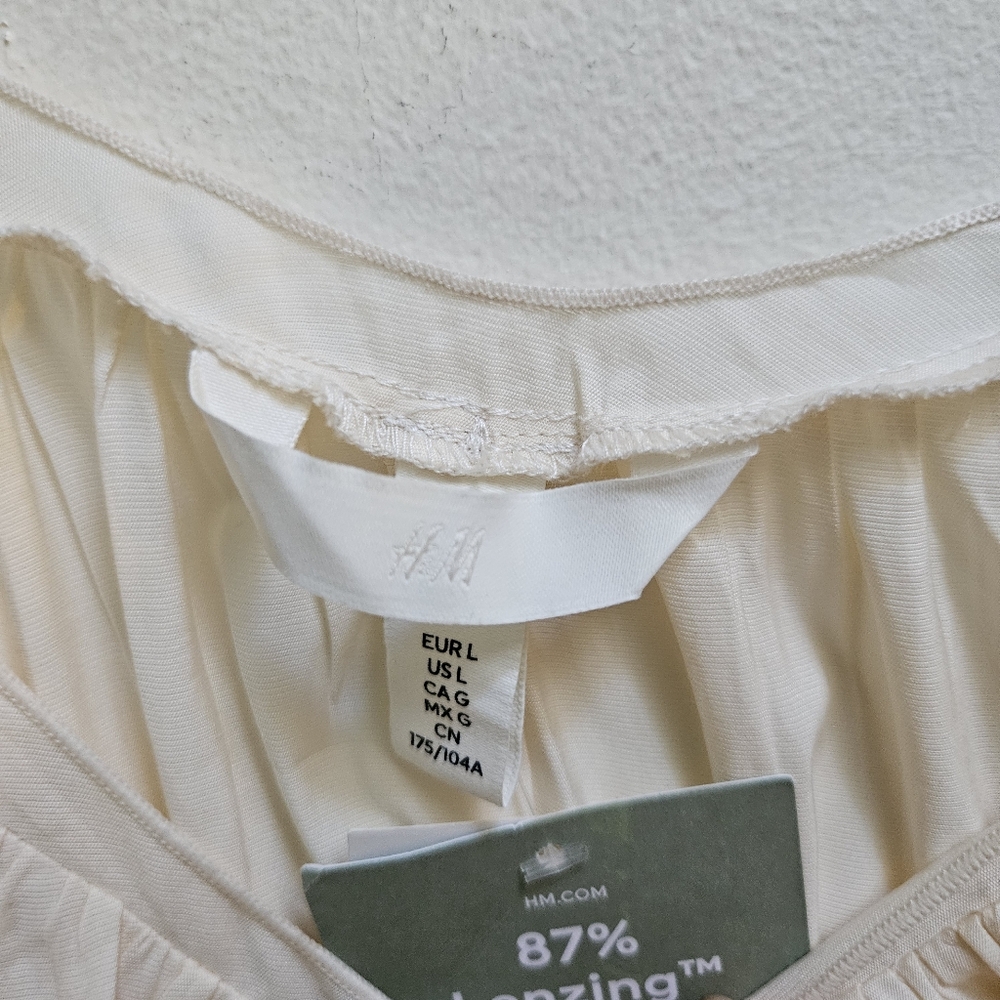 H&M Low Back Voluminous Embroidery Dress Balloon Sleeves Blogger Fave Cream L - Picture 14 of 16
